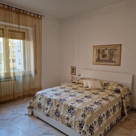 カリアリLa Casa Di Angelicaアパートメント エクステリア 写真