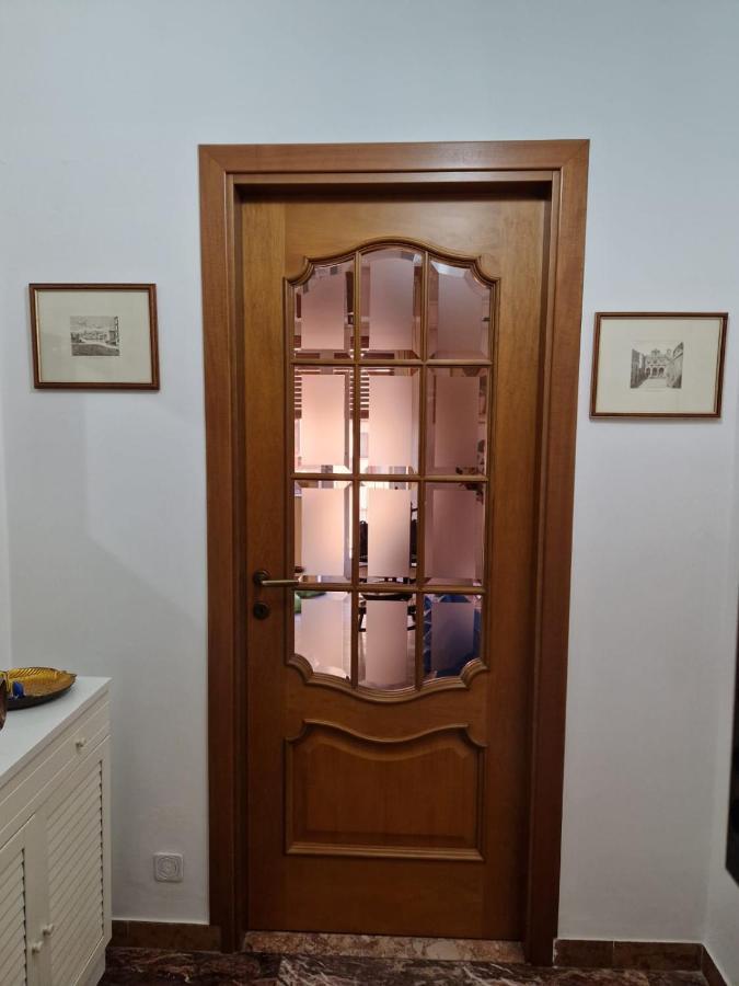 カリアリLa Casa Di Angelicaアパートメント エクステリア 写真