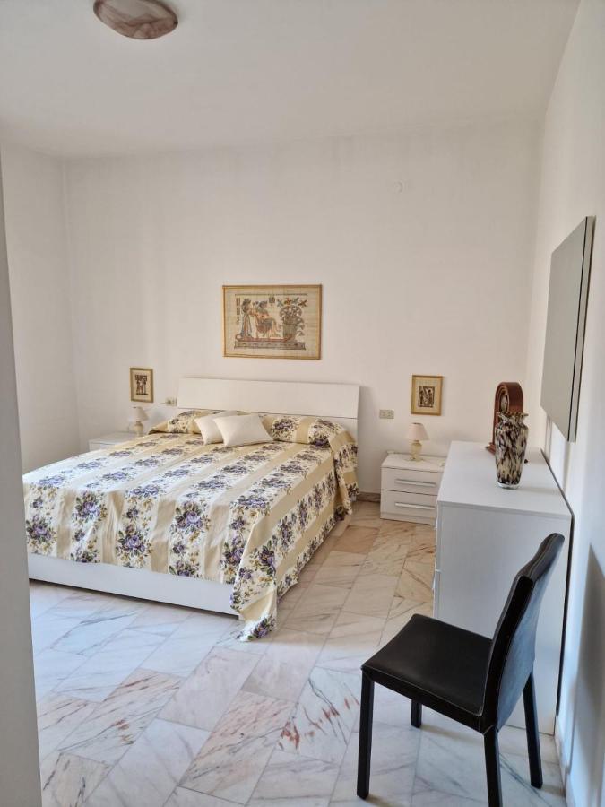 カリアリLa Casa Di Angelicaアパートメント エクステリア 写真
